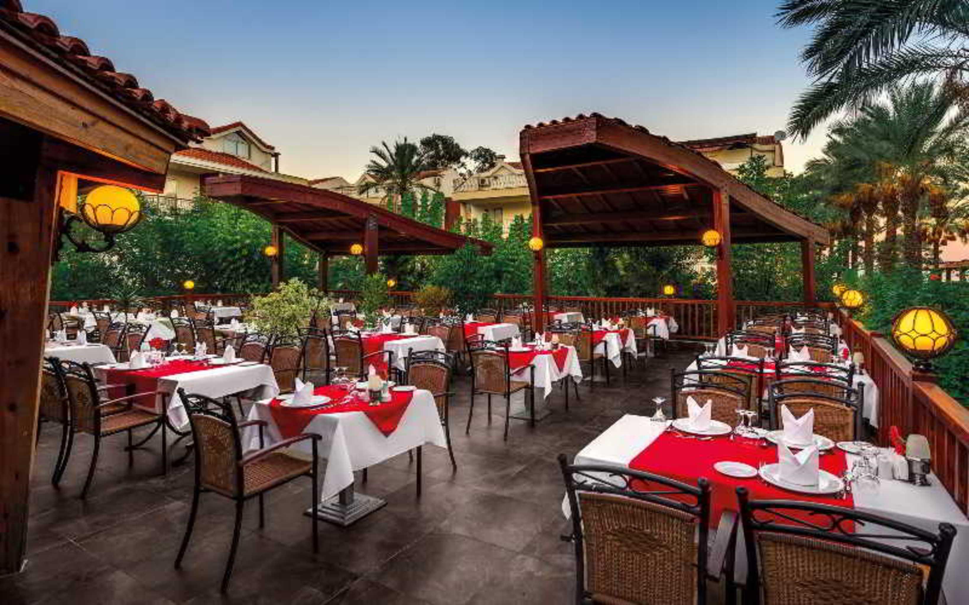 Crystal Aura Beach Resort & Spa Kemer Extérieur photo