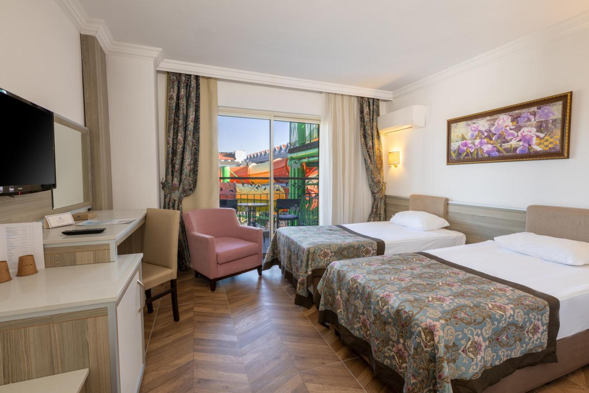 Crystal Aura Beach Resort & Spa Kemer Extérieur photo
