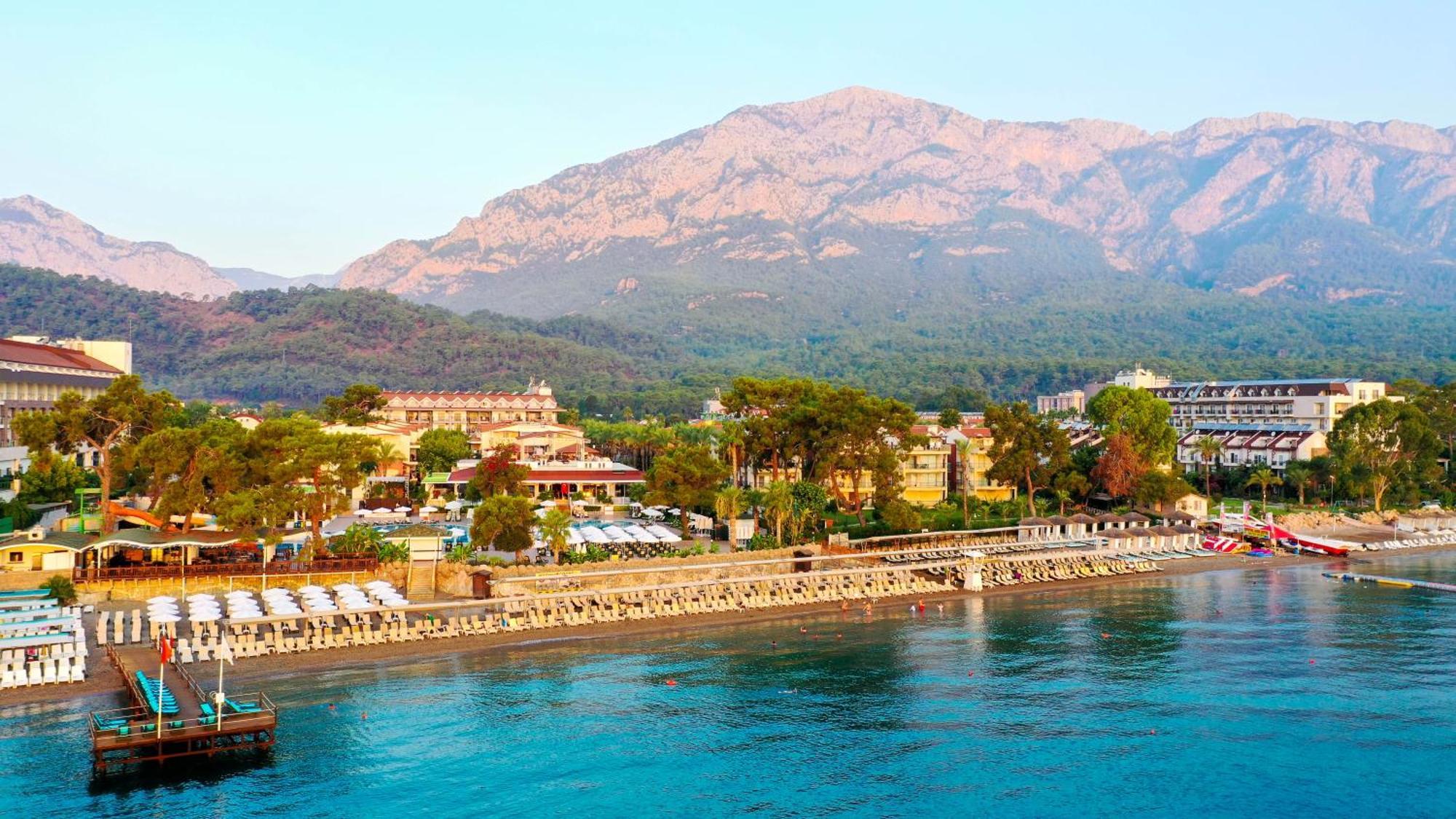 Crystal Aura Beach Resort & Spa Kemer Extérieur photo