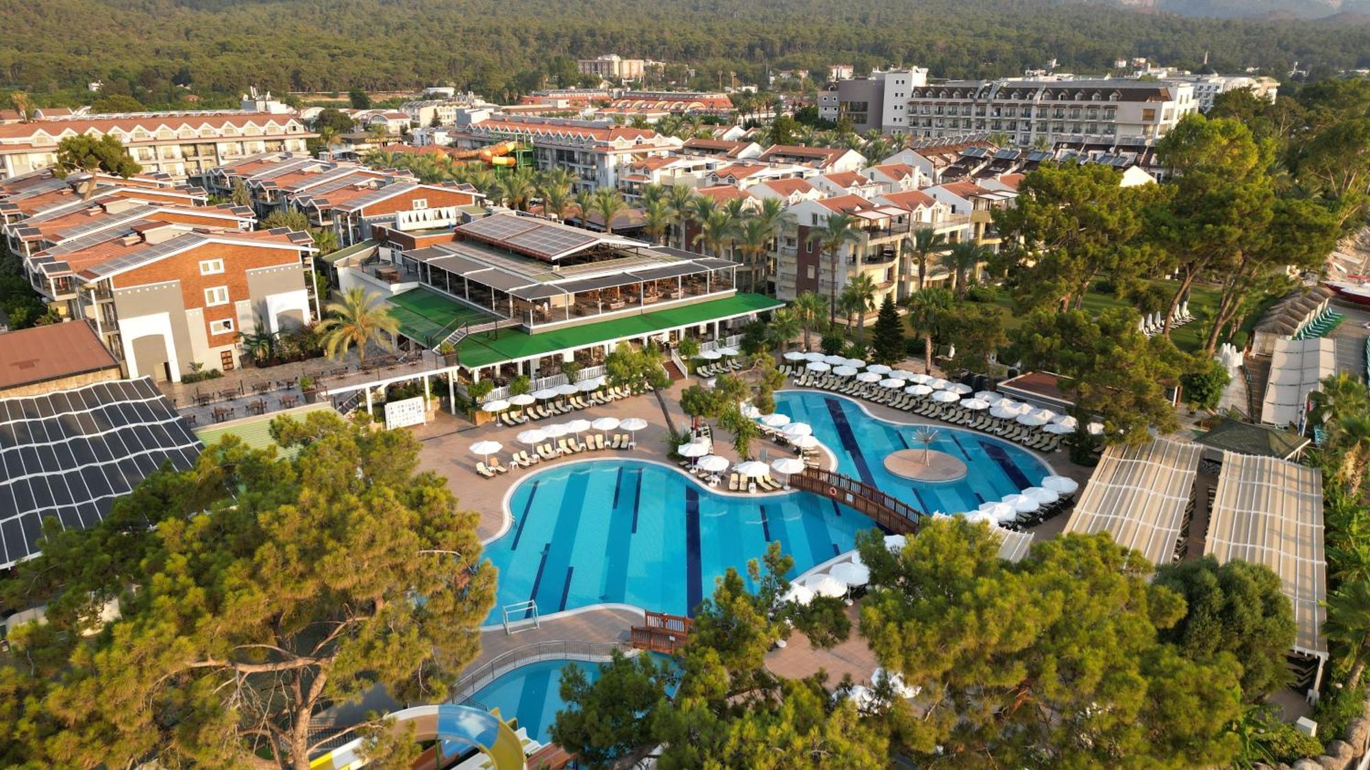 Crystal Aura Beach Resort & Spa Kemer Extérieur photo